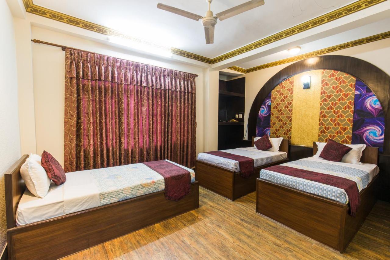 Hotel Acme Inn Kathmandu Bagian luar foto