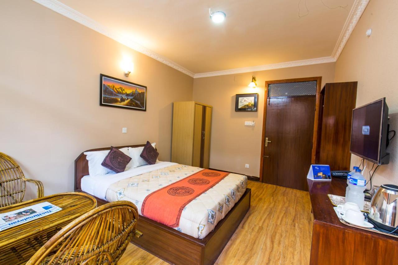 Hotel Acme Inn Kathmandu Bagian luar foto