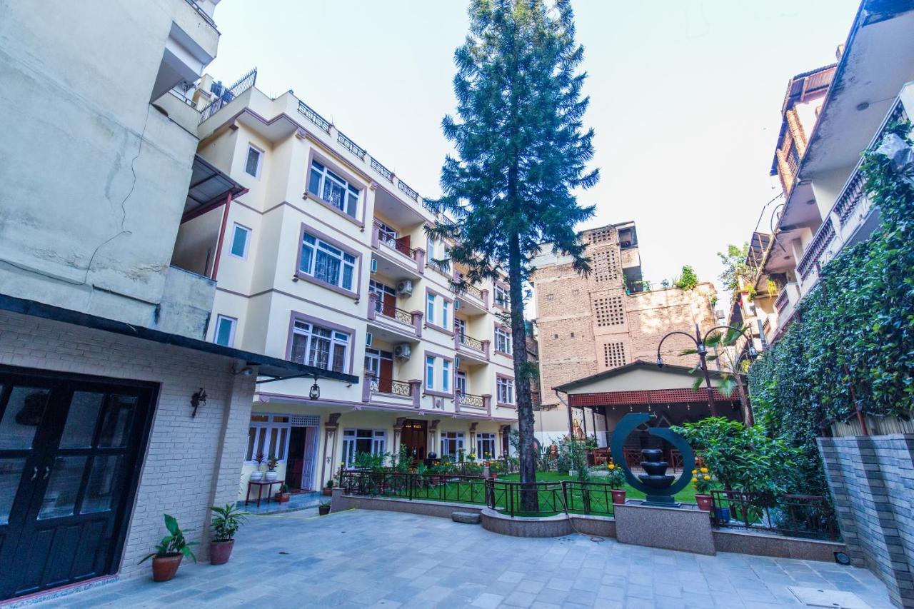 Hotel Acme Inn Kathmandu Bagian luar foto