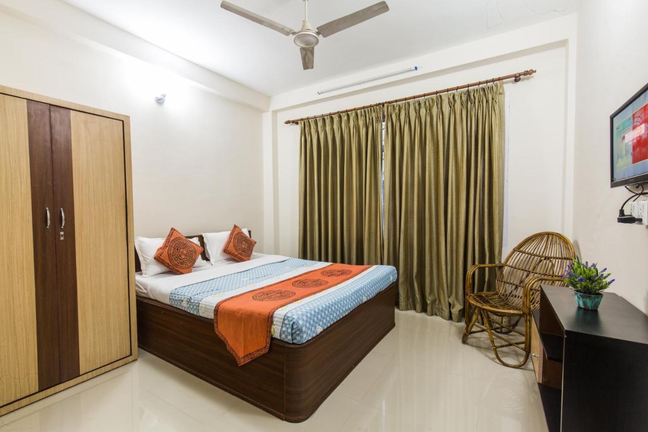 Hotel Acme Inn Kathmandu Bagian luar foto